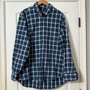 IZOD Men's Green Plaid Regular Fit Long Sleeve Button-Down Shirt 17.5 / 34-35